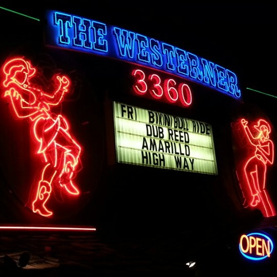 Foto tirada no(a) The Westerner Dance Hall, Bar &amp; Grill por Jared J. em 2/16/2013