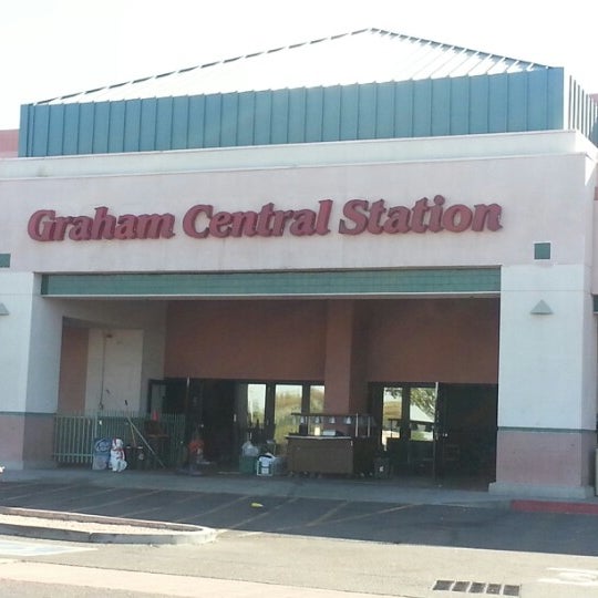 รูปภาพถ่ายที่ Graham Central Station โดย Jared J. เมื่อ 11/21/2012