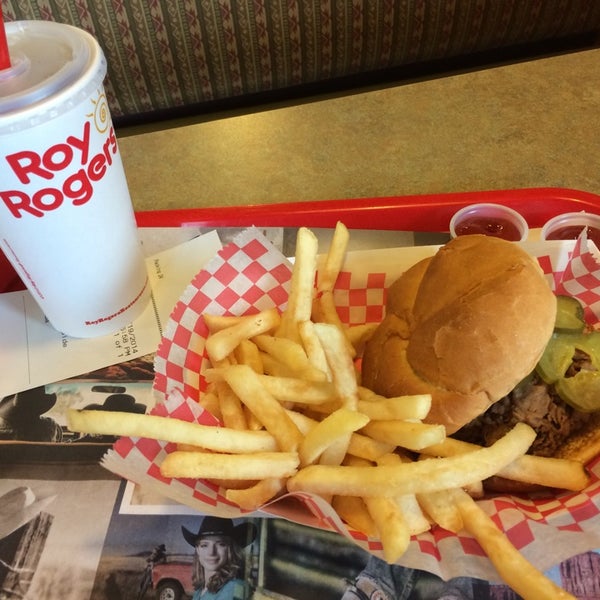 Photo taken at Roy Rogers by Robert A. on 7/19/2014