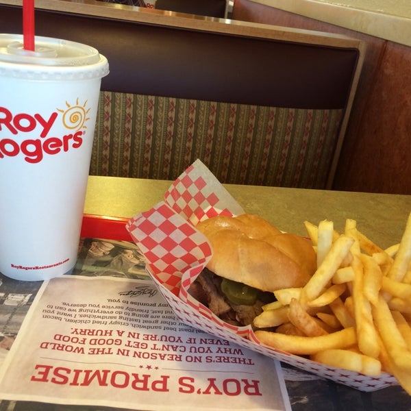 Photo taken at Roy Rogers by Robert A. on 5/6/2014