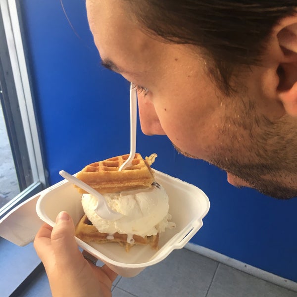 Standout icecream sandwiches on waffles but the icecream itself isn't as interesting as other nearby spots.