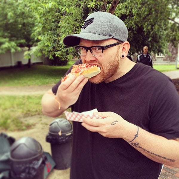 Linda Bean's Perfect Maine Lobster Roll Seafood Restaurant in Freeport