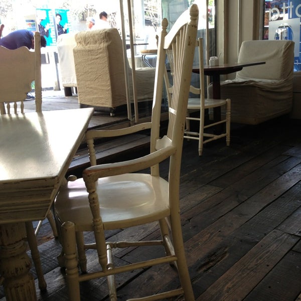 2/8/2013にAlberto O.がTerracotta Caféで撮った写真