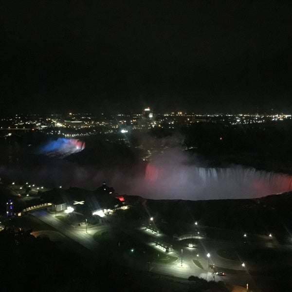 Foto tirada no(a) Niagara Falls Marriott on the Falls por Edwina T. em 9/19/2020