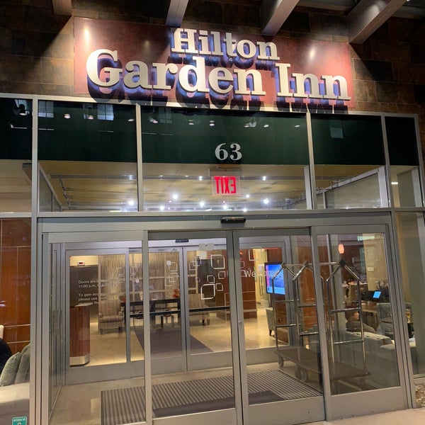 Photo taken at Hilton Garden Inn by Adrian L. on 10/1/2018