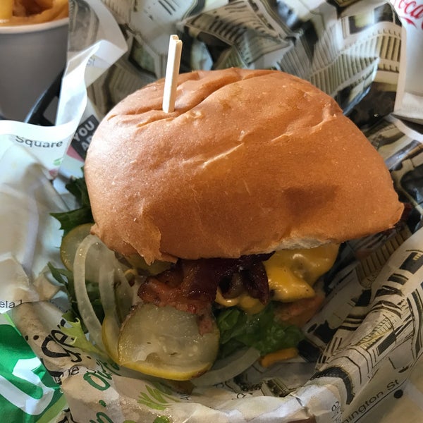 Photo taken at Wahlburgers by Adrian L. on 8/11/2017