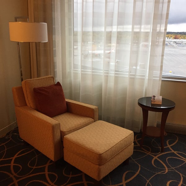 Photo taken at Montreal Airport Marriott In-Terminal Hotel by Adrian L. on 10/9/2016