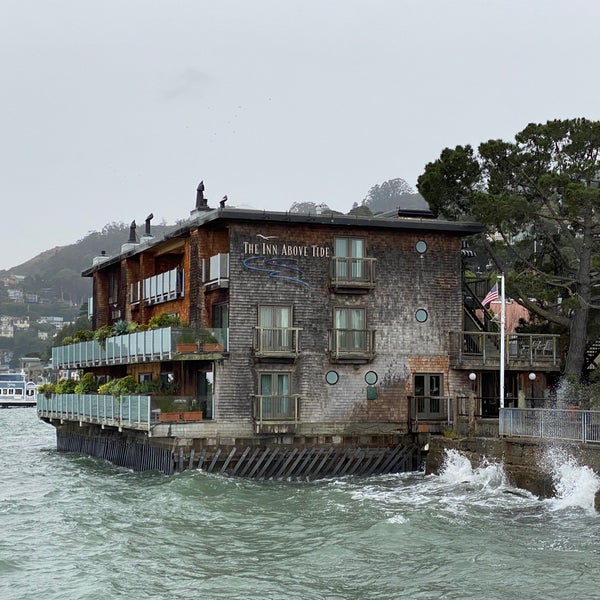 The Inn Above Tide Hotel