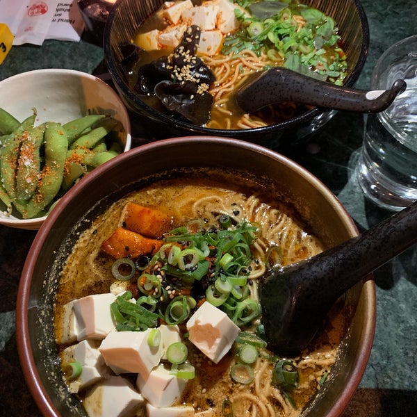 Рамен или рамен. Рамен ленд. Рамен корея желтый пак. Менма для рамена. Рамен сифуд.