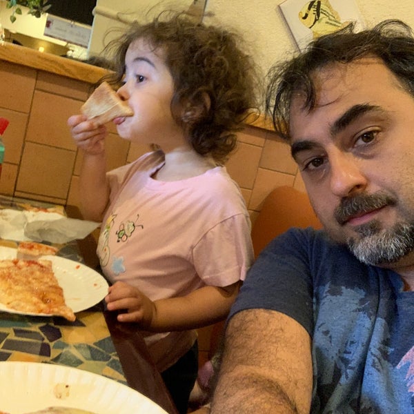 Foto tirada no(a) Posa Posa Restaurant &amp; Pizzeria por Neal A. em 7/12/2019