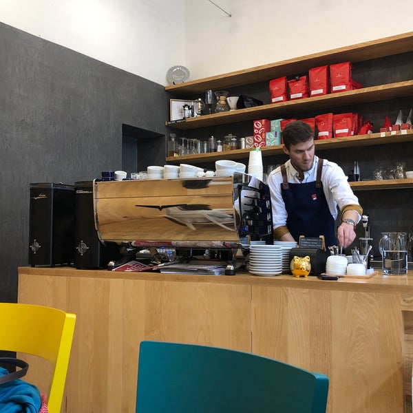 Foto tirada no(a) Monogram Espresso Bar por Filip em 10/12/2019