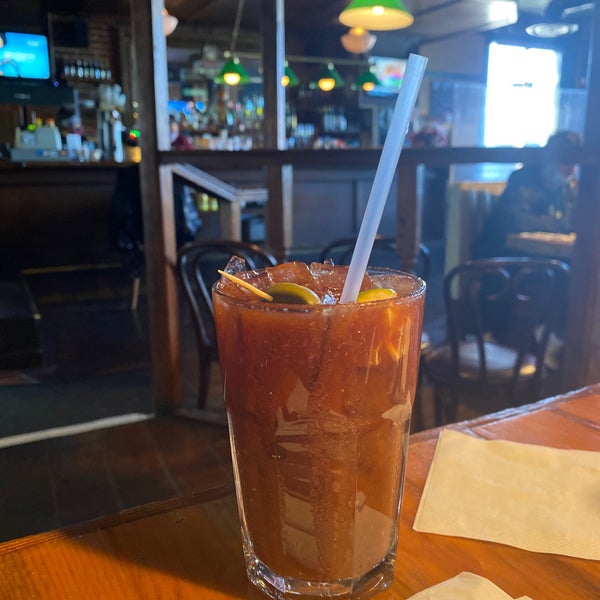 Big Ed's Alley Inn Breakfast Spot