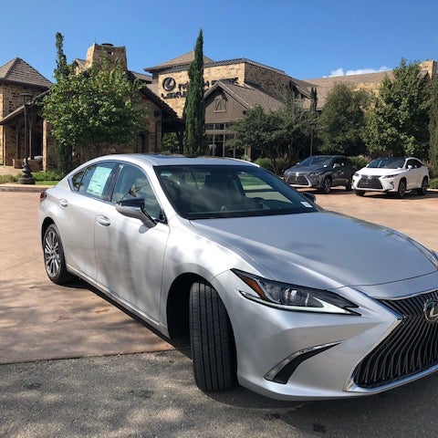Just announced: TAX CREDITS when you lease any new Lexus ES now through January 2nd, 2019!