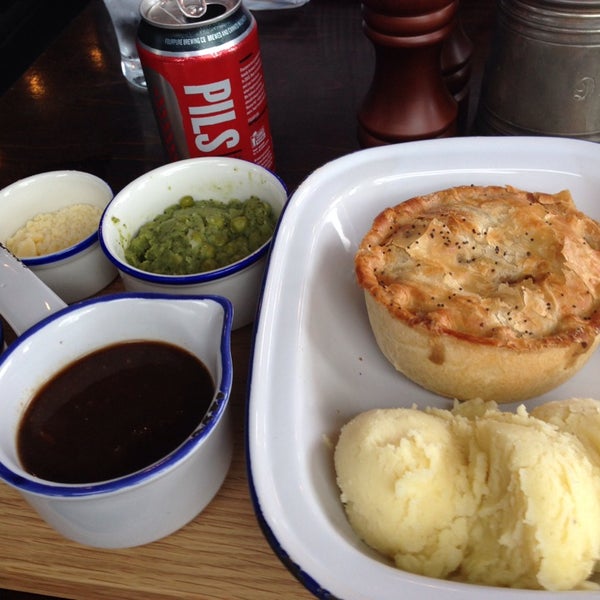 Fourpure beers and PieMinister pies. What's not to love about a pub that served both.