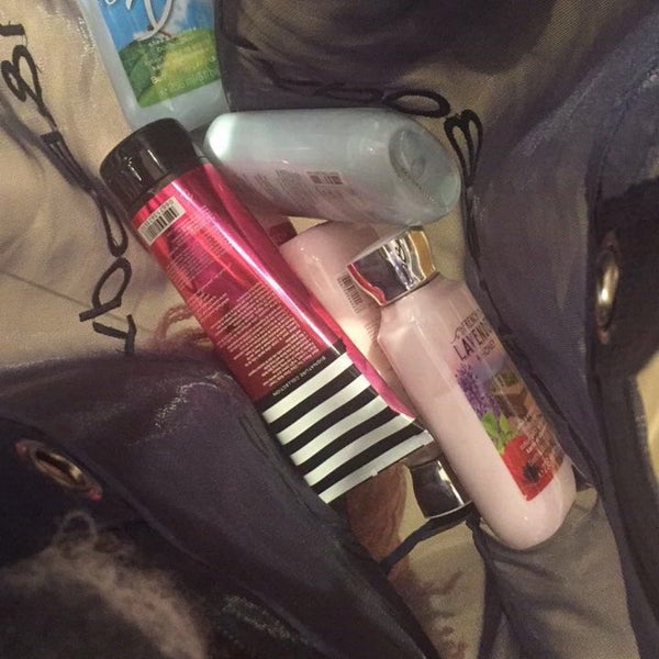 Bath & Body Works South Edmonton Common 1 tip