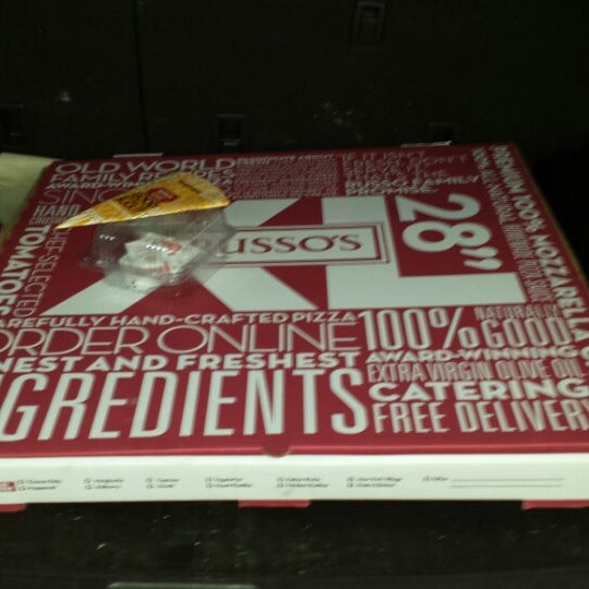 7/26/2014 tarihinde Casa D.ziyaretçi tarafından Russo&#39;s New York Pizzeria'de çekilen fotoğraf
