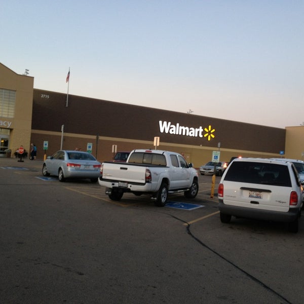 Walmart Supercenter Clinton, IA