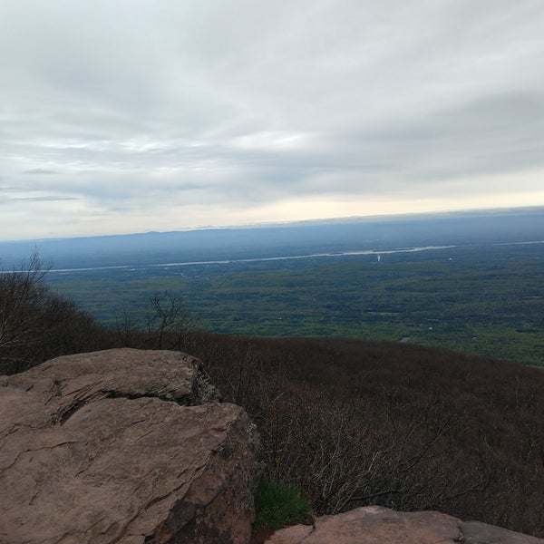 overlook mountain summit Scenic Lookout in Woodstock