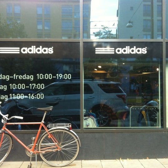 Adidas outlet hammarby sjöstad hot sale