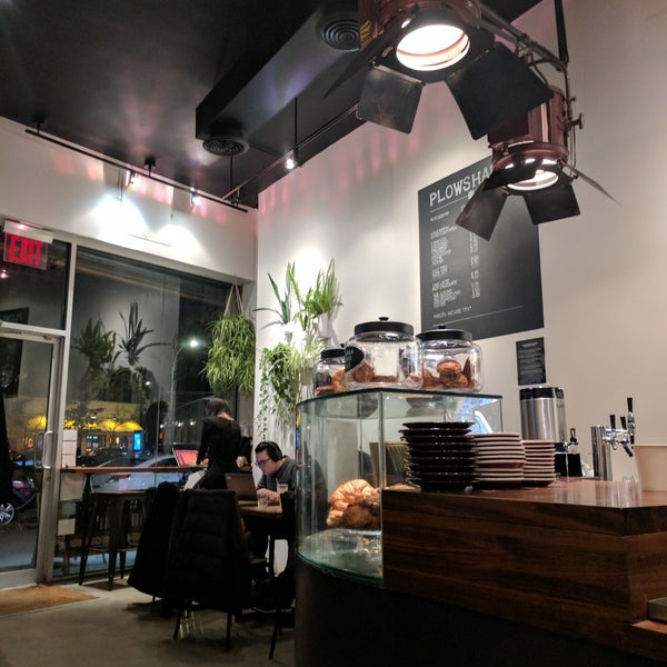 11/25/2018に@SDWIFEYがPlowshares Coffee Bloomingdaleで撮った写真