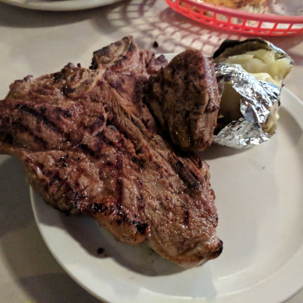 Columbine Steakhouse Steakhouse in Valverde