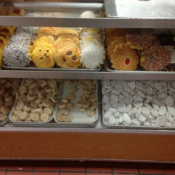 valentine s bakery 530 s yarbrough dr