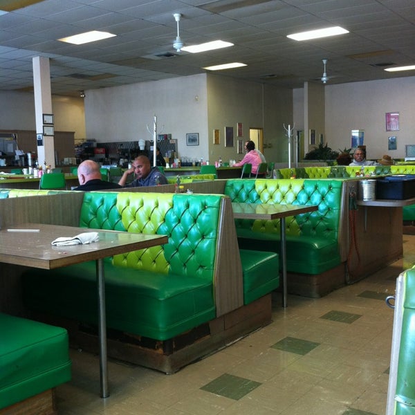 Chicken Pot Pie Shop - Tower District - 861 E Olive Ave