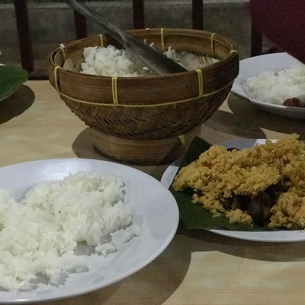 Warung Lesehan Yogyakarta Malang Jawa Timur Warung Lesehan Yogyakarta Malang Jawa Timur