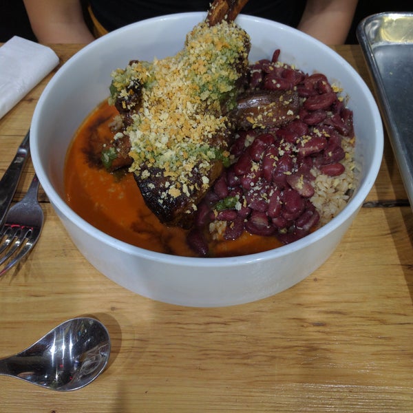Island bowls with lamb shank or grilled chicken are beautiful and hearty. BYOB from bodega across the street.