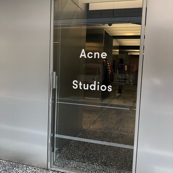 Photos At Acne Studios 心斎橋 大阪市 大阪府
