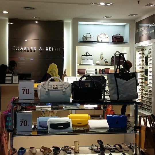 vans store summarecon mall serpong