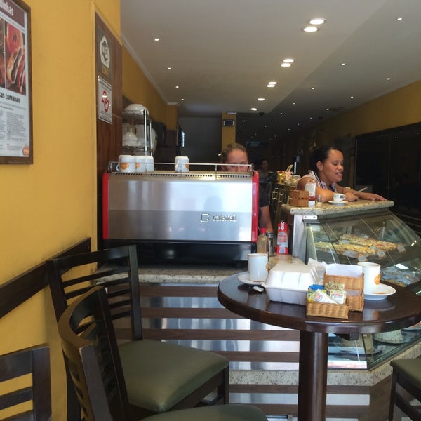 2/21/2015 tarihinde Rodrigo d.ziyaretçi tarafından Bellapan Bakery'de çekilen fotoğraf