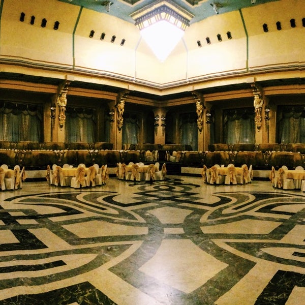 Multi Grand Pharaon Hotel бассейн