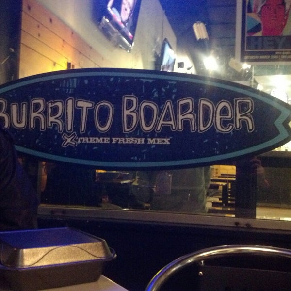 Photo prise au Burrito Boarder par James B. le3/10/2013