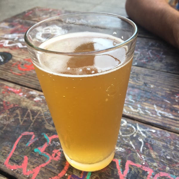 Photo taken at Telegraph Bar and Beer Garden by James F. on 9/20/2018