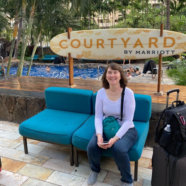 Photo taken at Courtyard by Marriott Waikiki Beach by Wes S. on 4/25/2022