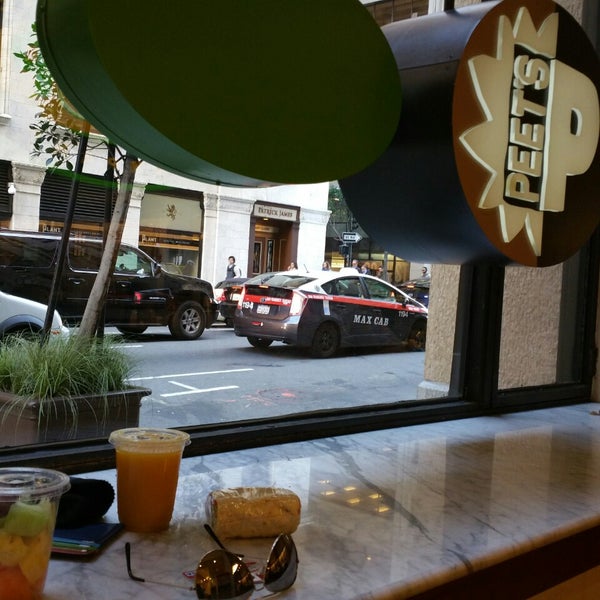 3/5/2015에 Erdal T.님이 Peet&#39;s Coffee &amp; Tea에서 찍은 사진