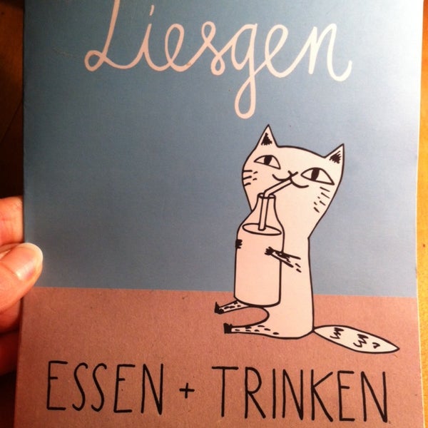 Foto diambil di Liesgen. Kunst + Kuchen. oleh Holly pada 11/23/2013