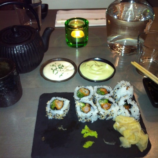 Photo taken at Sushi&#39;n&#39;Roll by Nina K. on 11/2/2012