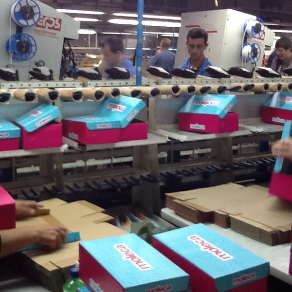 fabrica de calçados beira rio