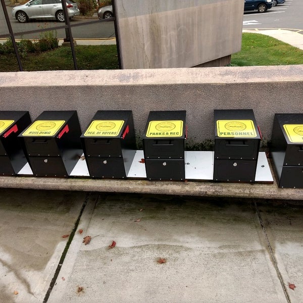Hamden Town Hall & Government Center Hamden, CT