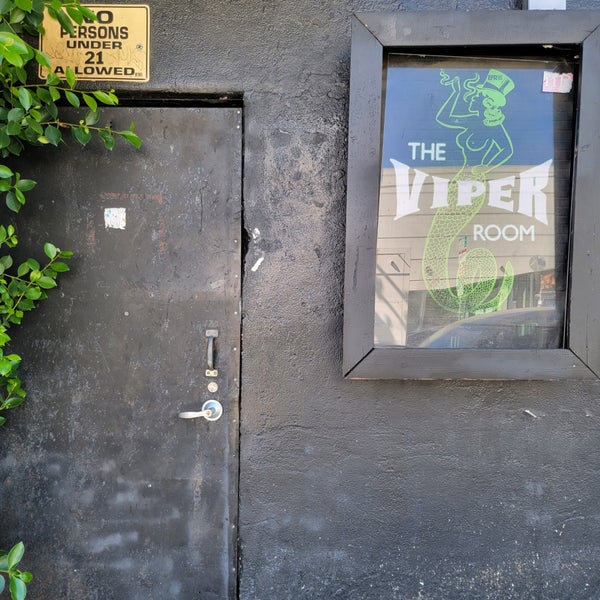 Foto tirada no(a) The Viper Room por Jim em 10/19/2023