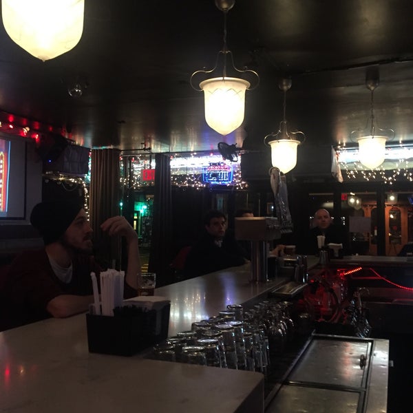 2/9/2017にLeyla L.がMama&#39;s Barで撮った写真