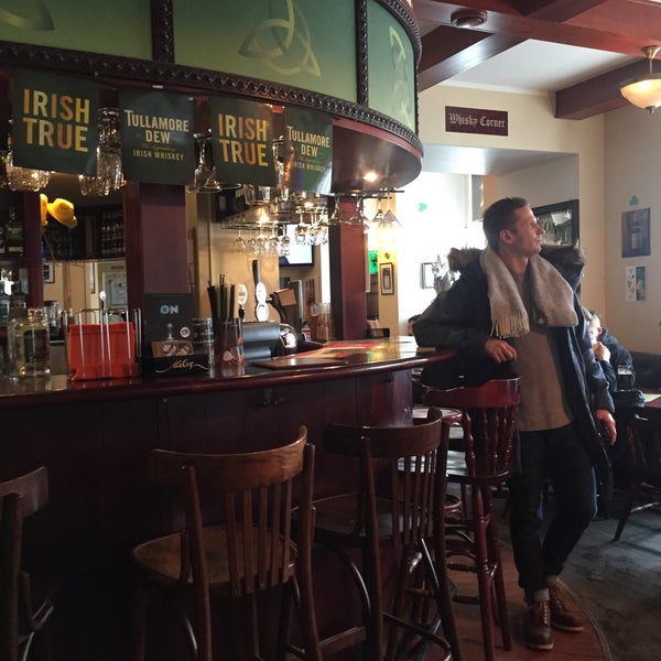 รูปภาพถ่ายที่ Mad Murphy&#39;s Irish Pub &amp; Grill โดย Artemiy (Wellwod) N. เมื่อ 2/10/2018