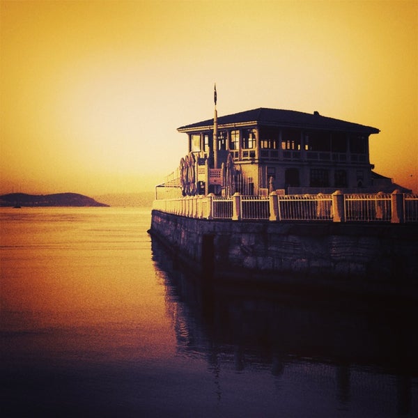 Moda Sahili Waterfront In Istanbul