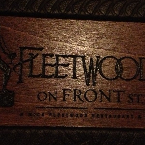 Снимок сделан в Fleetwood&#39;s пользователем Guy C. 5/6/2013
