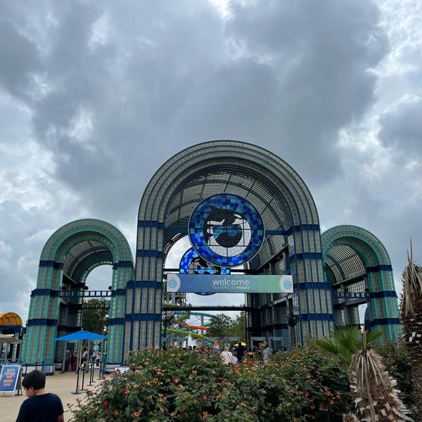 Photo taken at SeaWorld San Antonio by George K. on 7/5/2021