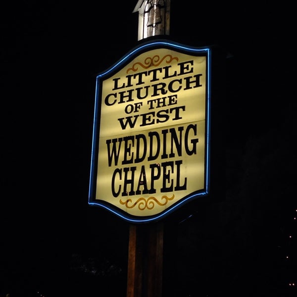 Das Foto wurde bei Little Church of the West von Pam L. am 3/16/2014 aufgenommen