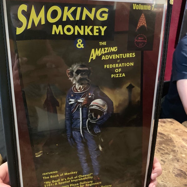 รูปภาพถ่ายที่ Smoking Monkey Pizza โดย Muse4Fun เมื่อ 5/25/2019