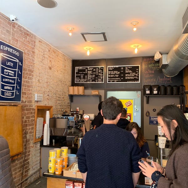 Photo taken at The Jolly Goat Coffee Bar by Muse4Fun on 10/5/2019